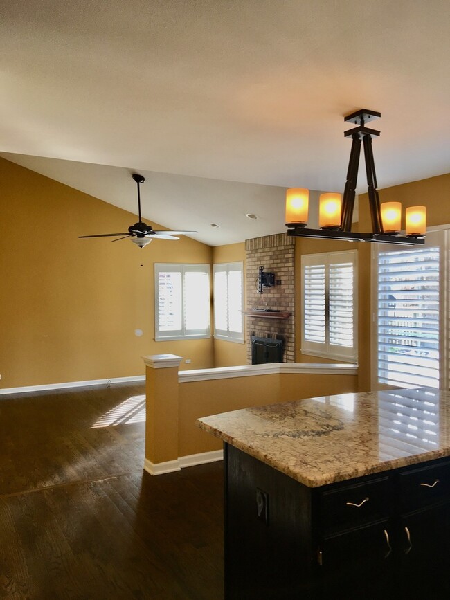 Building Photo - 459 Rock Hall Cir