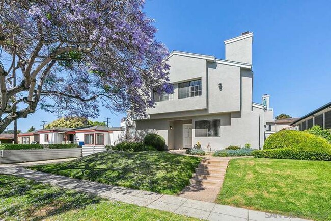 Building Photo - 4015 Promontory street