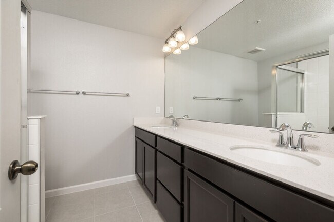 Photo - 389 Smugglers Way Townhome