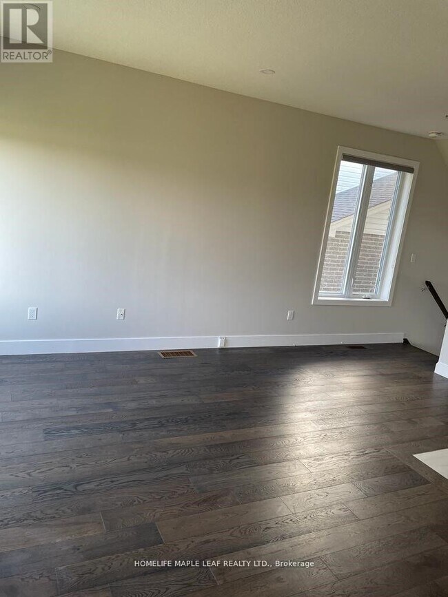 Photo du bâtiment - 2011 Evans Blvd