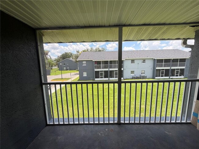 Building Photo - 4160 Pershing Pointe Pl