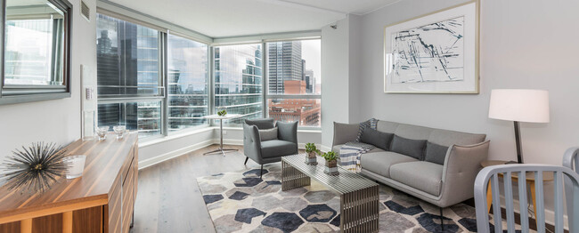 Foto del edificio - 344 N Canal St
