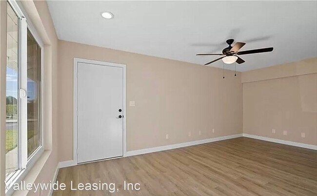 Building Photo - 2 br, 2 bath House - 28002 Florence Ln.
