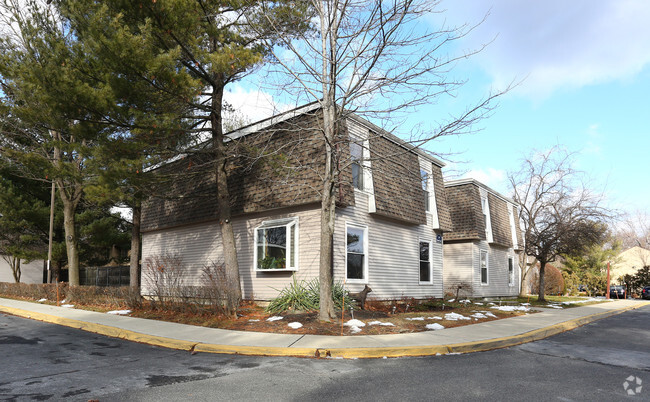 Building Photo - Hudson Terrace