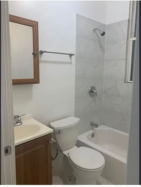 Foto del edificio - 2930 W Polk St