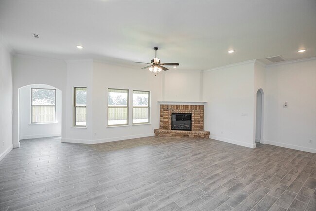 Foto del edificio - 2509 Westbrook Lp