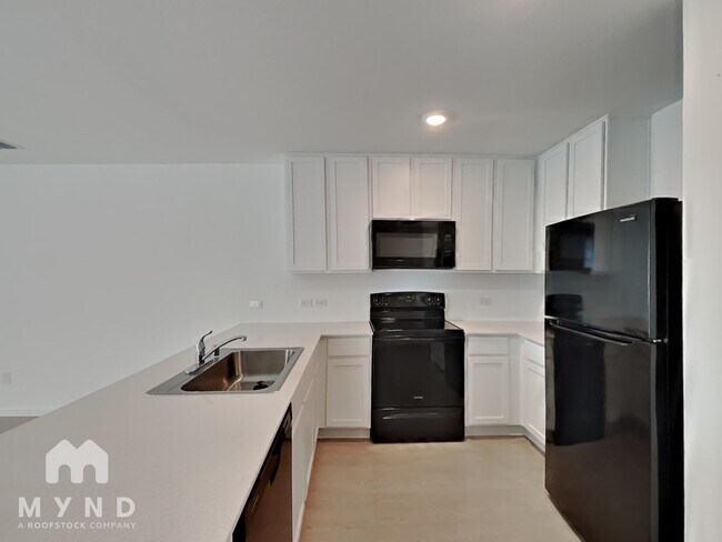 Foto del edificio - 1254 Basswood Dr