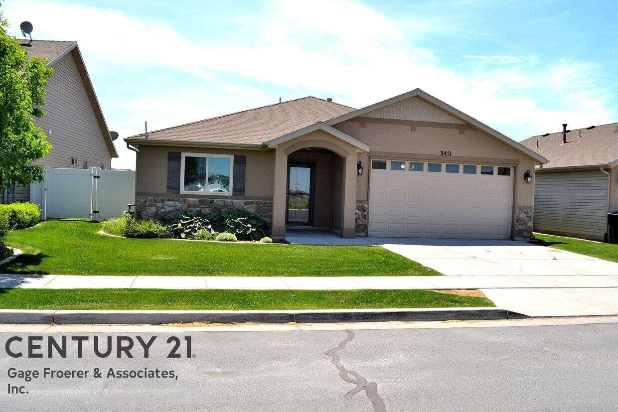 3451 Larkspur Ln, Plain City, UT 84404 House Rental in Plain City, UT