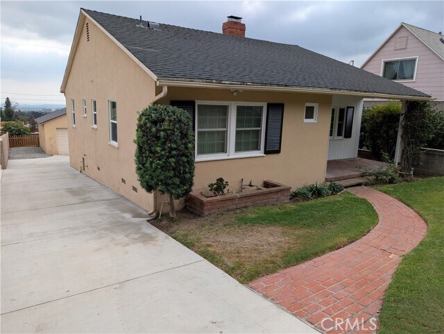 Foto del edificio - 1108 E Altadena Dr