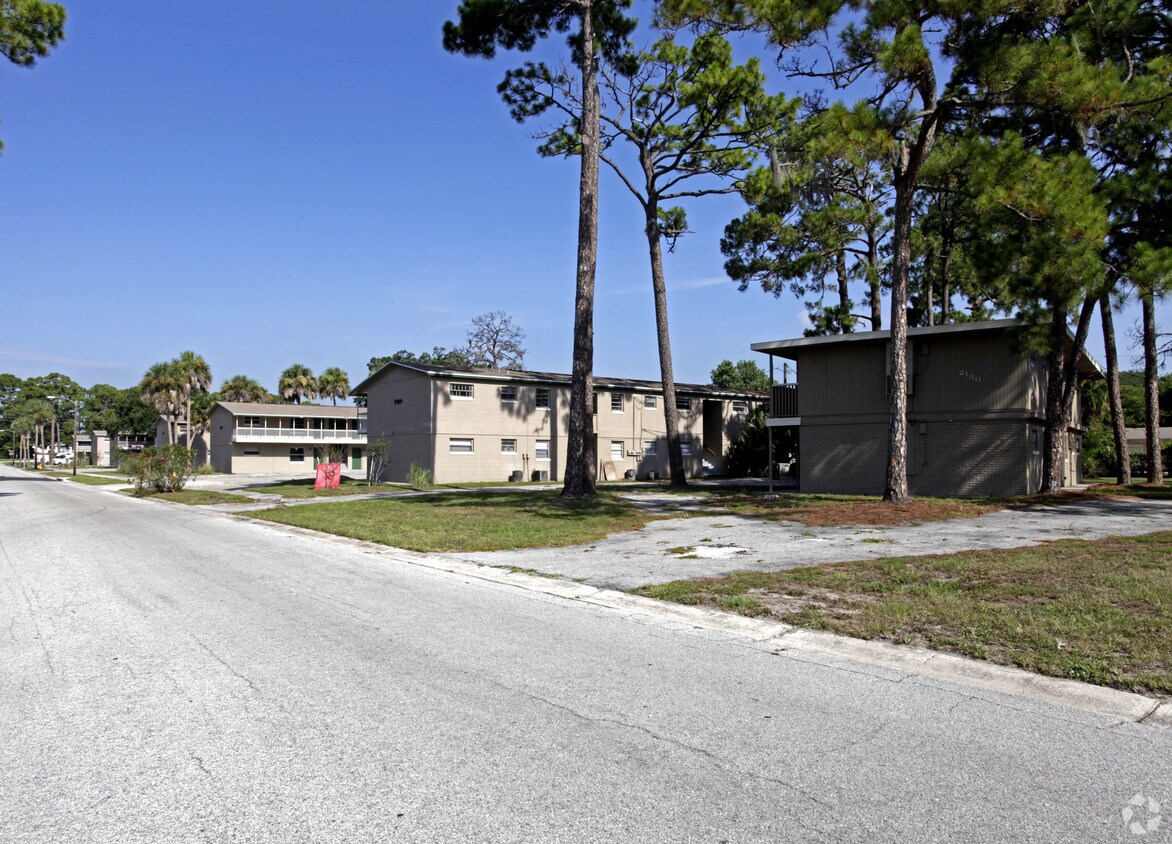 Mayfair Villas Apartments Titusville, FL