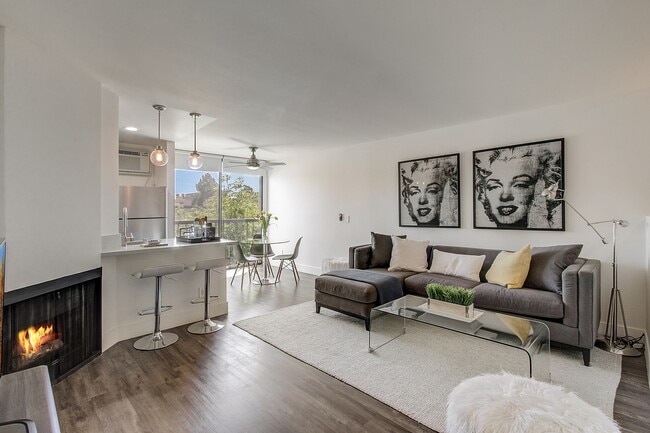 Building Photo - Kingsley Tower Apartments