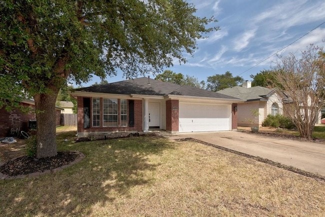 Building Photo - 16908 Ardisia Dr