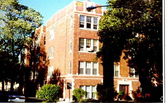 Primary Photo - 3101-3105 N Francisco Ave