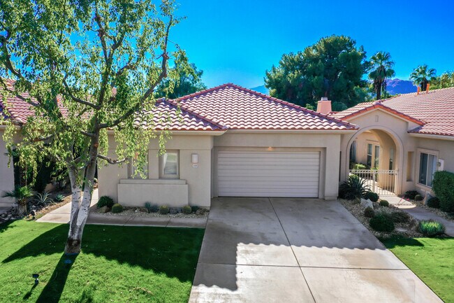 Building Photo - 209 N Kavenish Dr