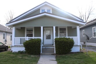 Building Photo - 108 S Alta Ave