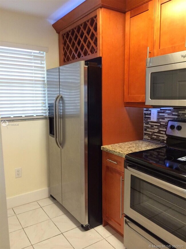 Foto del edificio - 10155 NW 9th St Cir