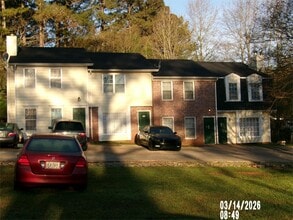 Building Photo - 101 White Oak Dr