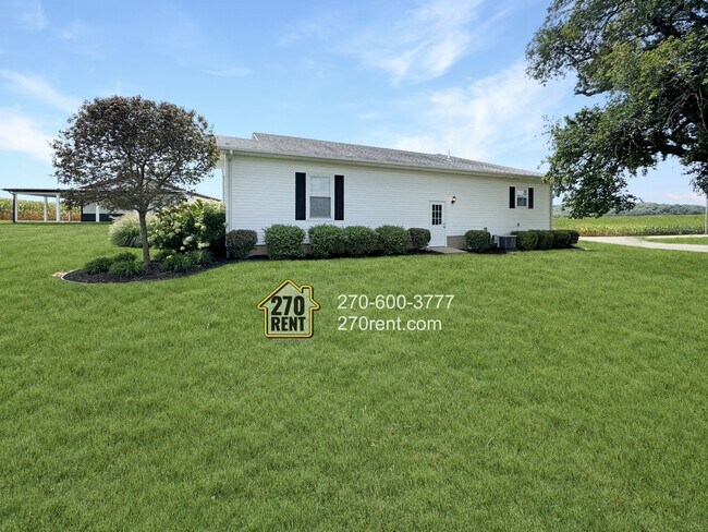 Foto del edificio - 3196 Big Spring Rd