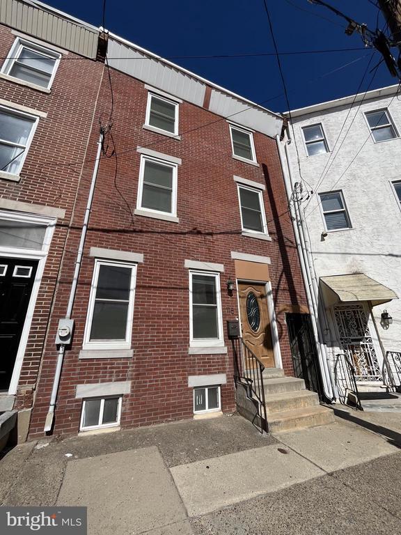 Foto principal - 115 W Allen St