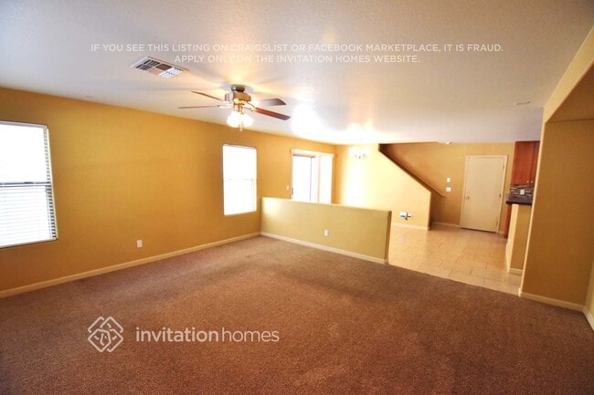 Building Photo - 5832 E Holmes Ave