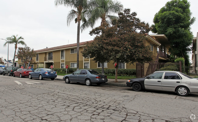 Foto del edificio - University Commons at Northridge