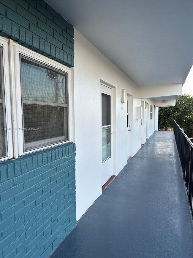 Foto del edificio - 1501 S Ocean Blvd