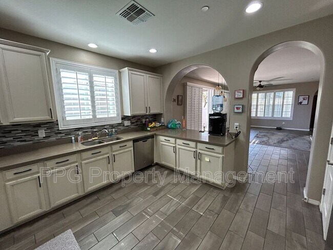 Foto del edificio - 29022 N 125th Ave