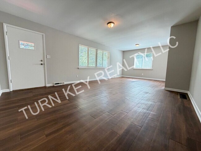 Foto del edificio - 320 Park Rd