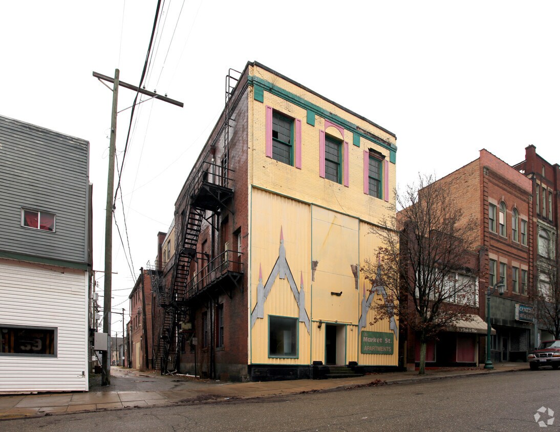 Building Photo - 415 Market St