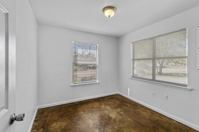 Foto del edificio - 2205 2nd St