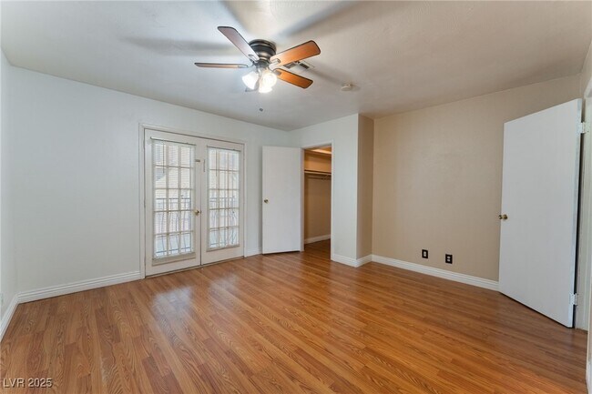 Foto del edificio - 7084 Burcot Ave