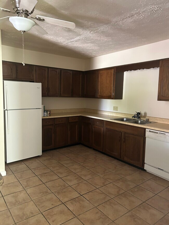 Foto del edificio - 3101 Burlew Blvd