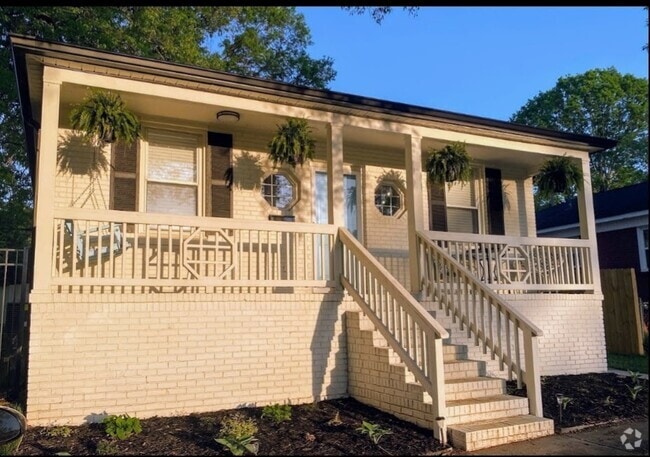 Building Photo - 1904 Rush Wind Dr