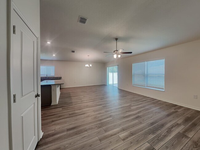 Foto del edificio - 578 Scott Lake Creek Ln