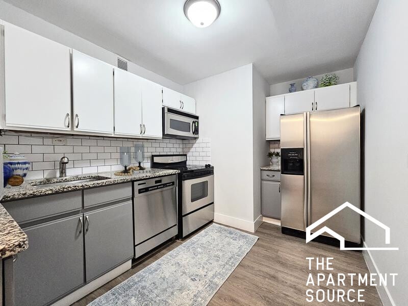 Photo - 1344 North Dearborn St. Unit 18K
