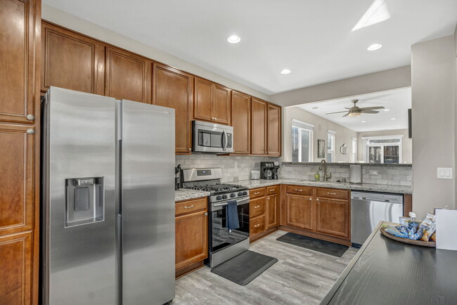 Foto del edificio - 2296 Rio Lobo Ln