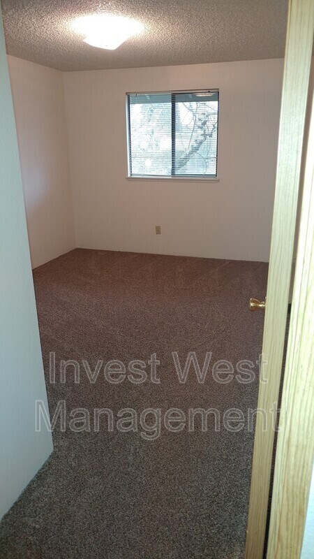Foto del edificio - 7106 NE Hazel Dell Ave