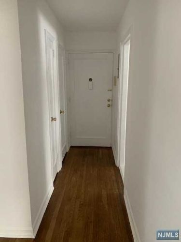 Foto del edificio - 2-6 Fair Lawn Ave