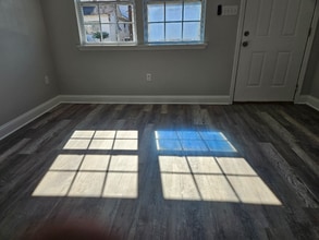 Building Photo - 8311 Oleander St