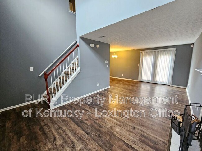 Photo - 353 Lucille Dr House