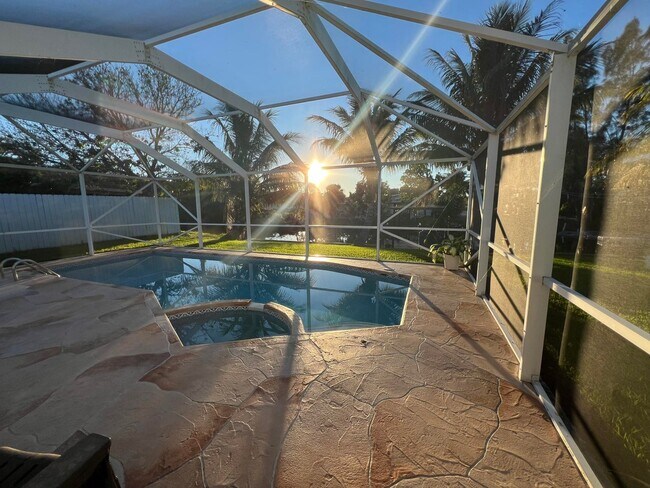 Foto del edificio - 1877 Meadow Ct