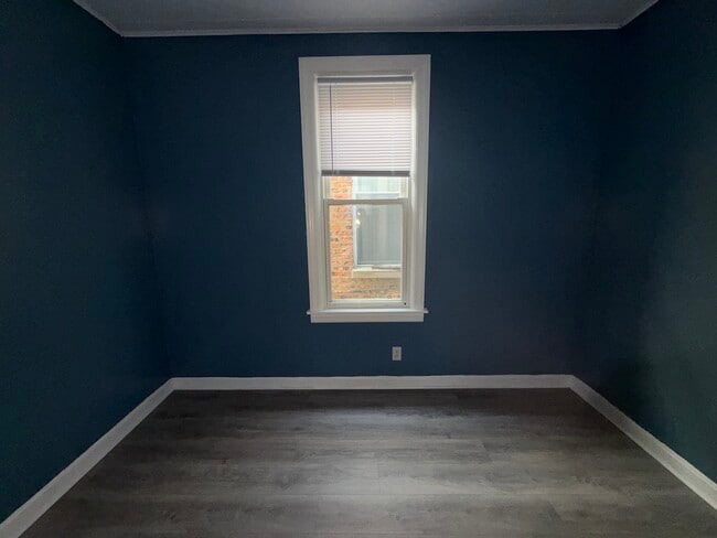 Building Photo - 1629 W 38th St