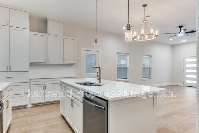 Foto del edificio - 827 Stamps Ave