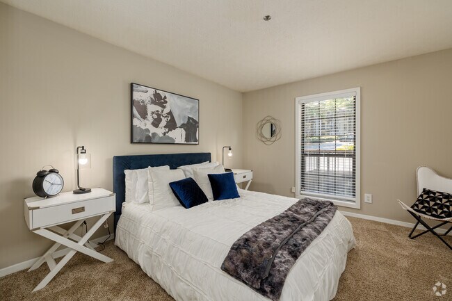 2HAB, 2BA - 1,268 ft² - Habitación principal - Summit Pointe