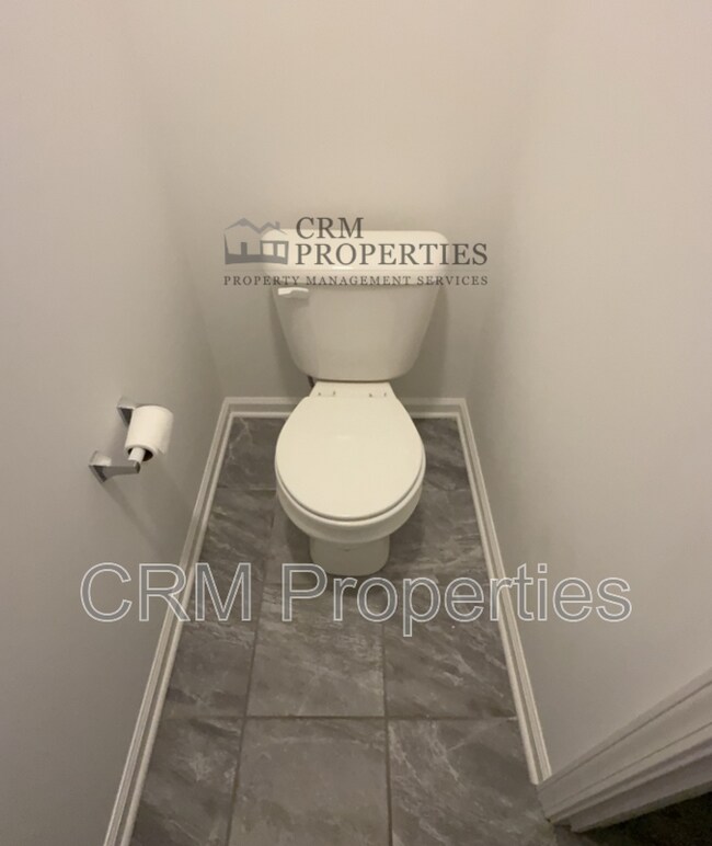 Foto del edificio - 3242 Somers Dr
