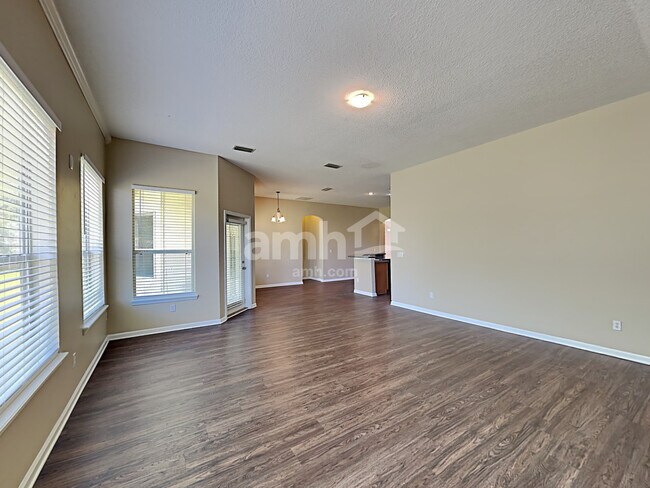 Foto del edificio - 11793 Rolling River Blvd