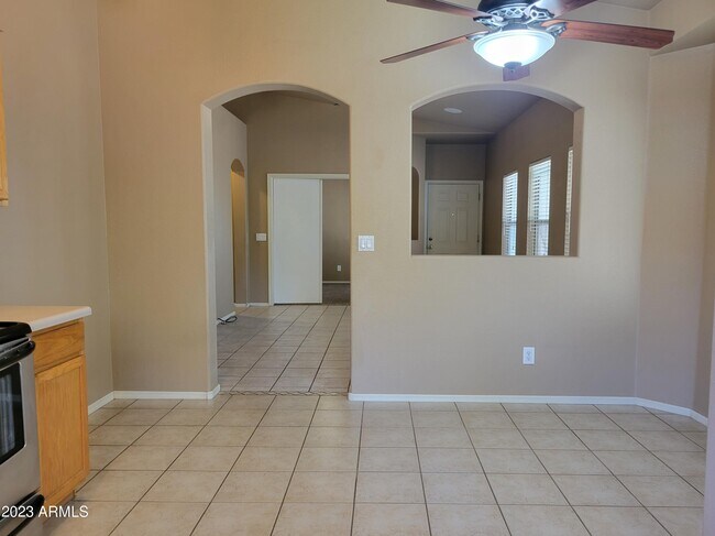 Building Photo - 53 S Laveen Pl