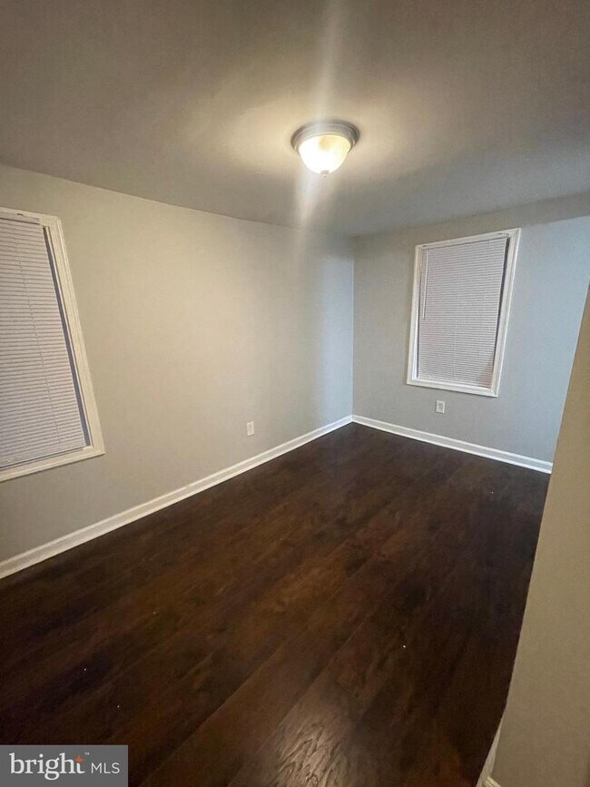 Foto del edificio - 1422 Madison Ave