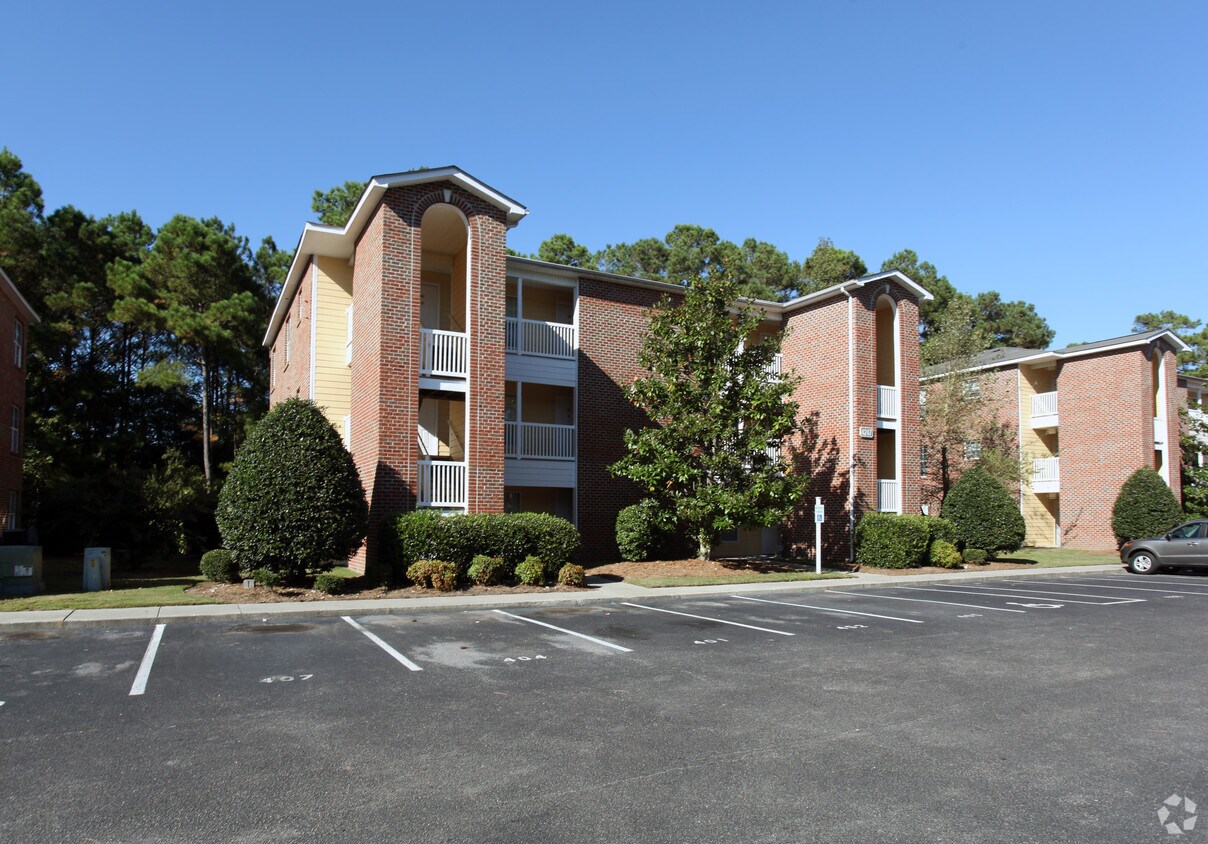 Club Villas at Baytree Apartments in Little River, SC