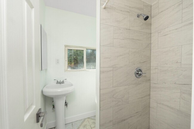 Building Photo - 2165 Sepulveda Ave